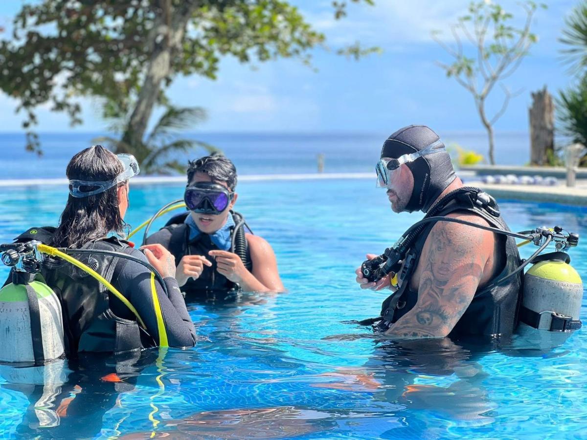 Infinity Diving Resort And Residences Dauin Exterior foto